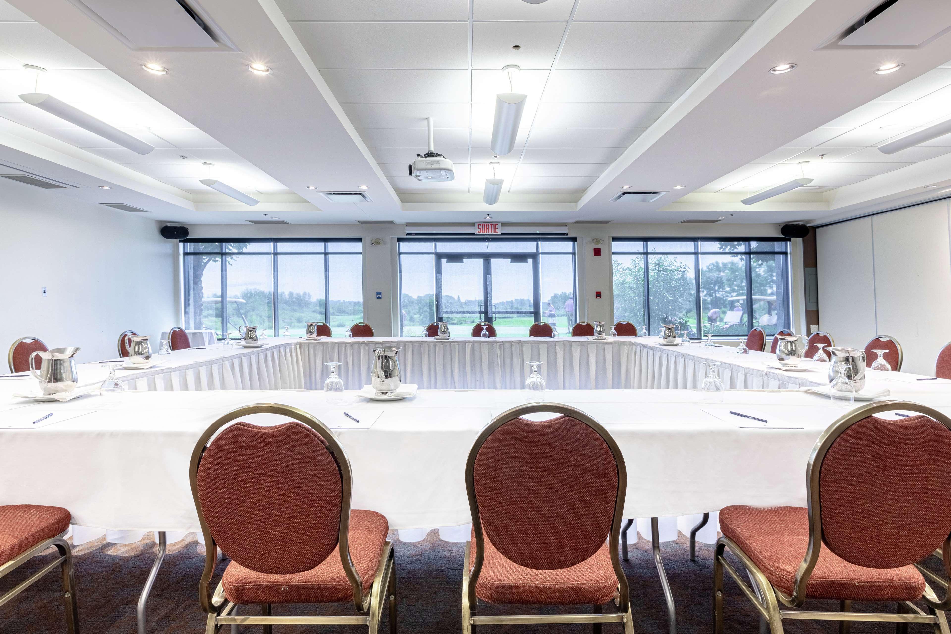 Doubletree By Hilton Quebec Resort Bagian luar foto