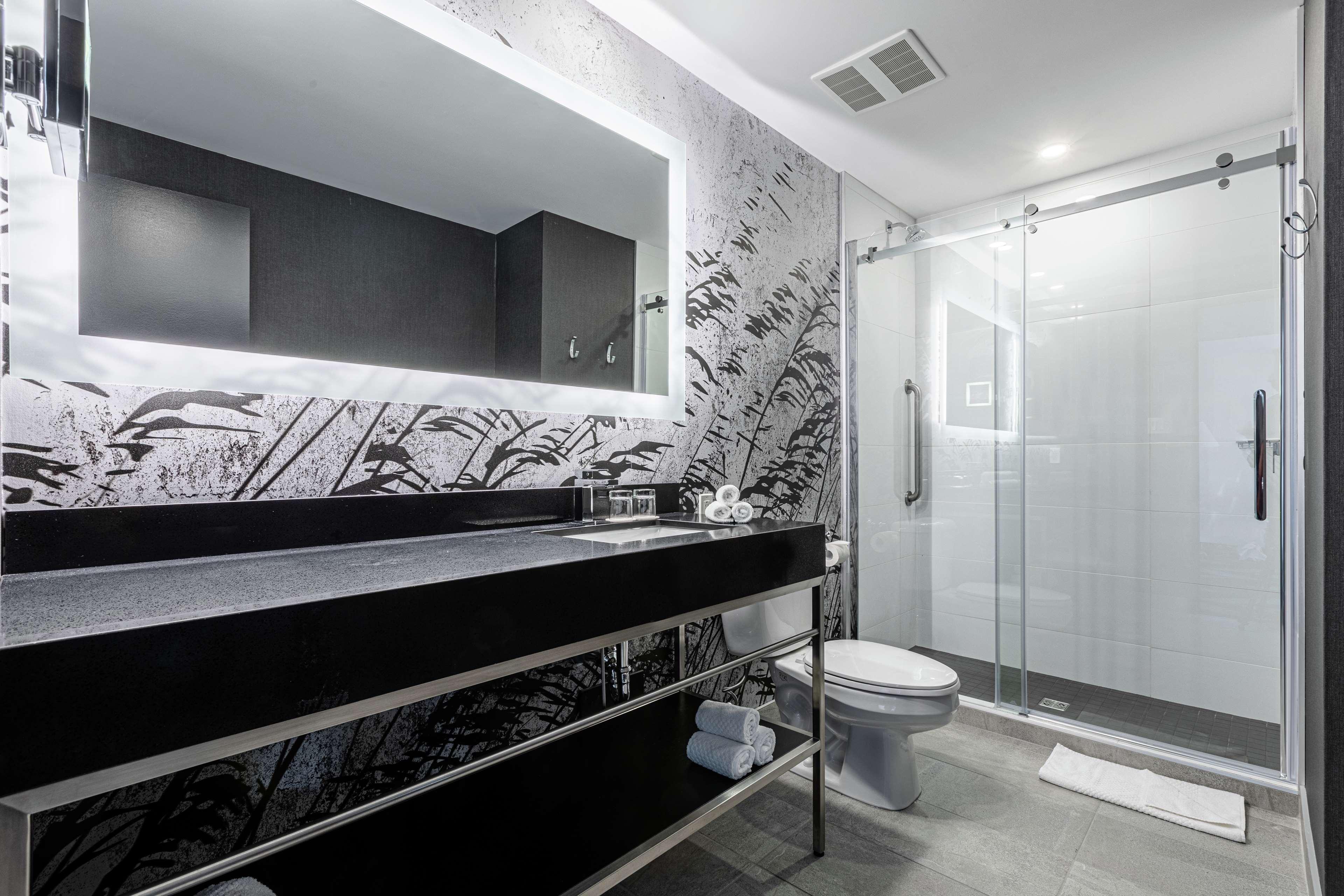 Doubletree By Hilton Quebec Resort Bagian luar foto