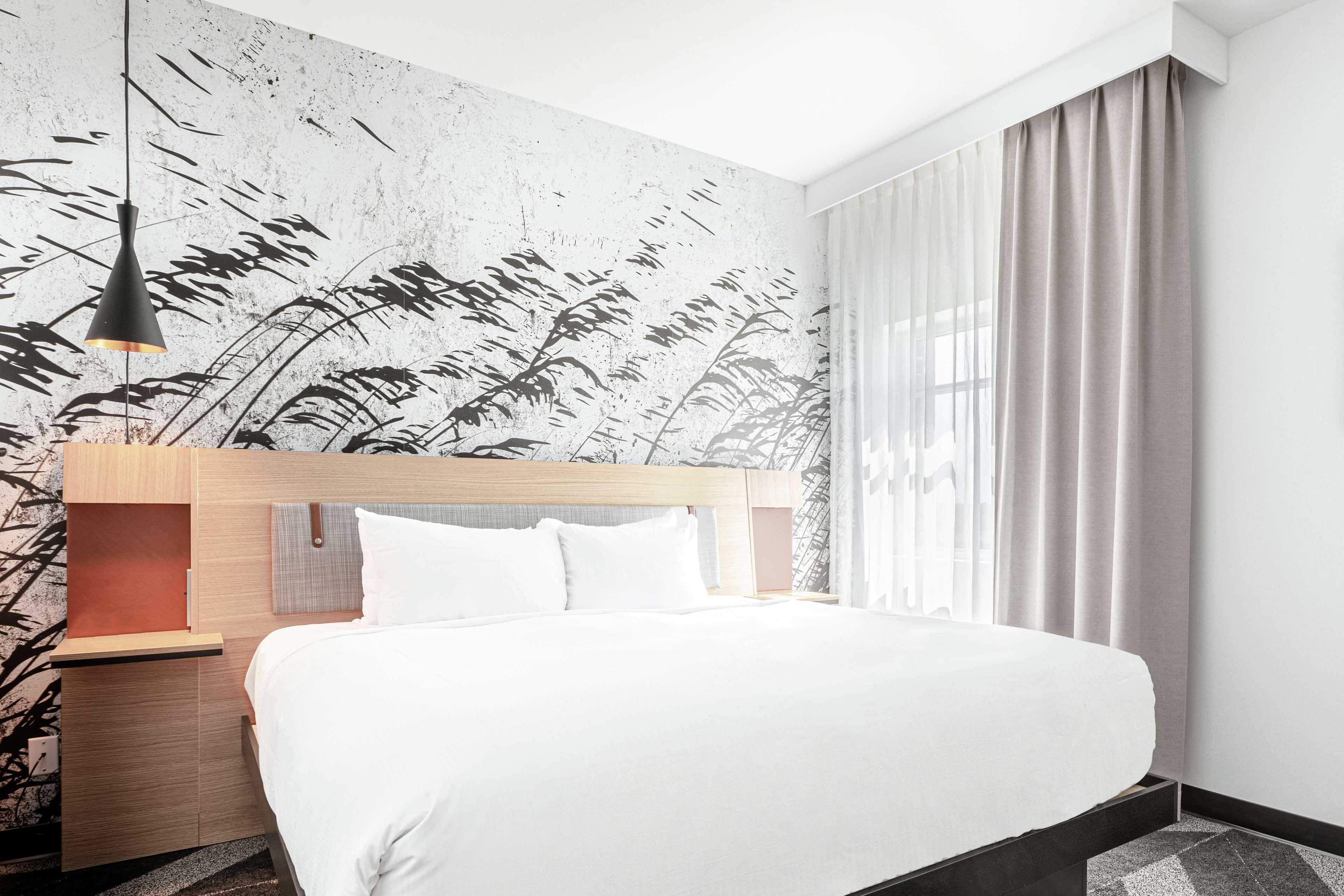 Doubletree By Hilton Quebec Resort Bagian luar foto