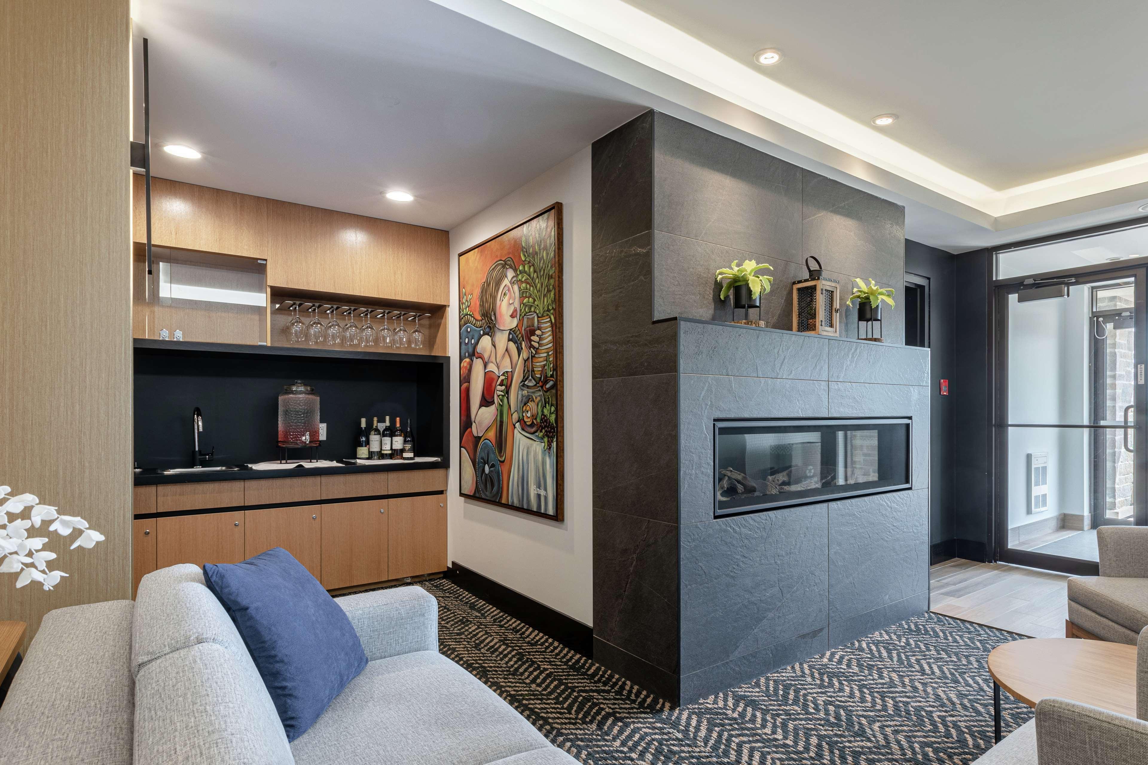 Doubletree By Hilton Quebec Resort Bagian luar foto