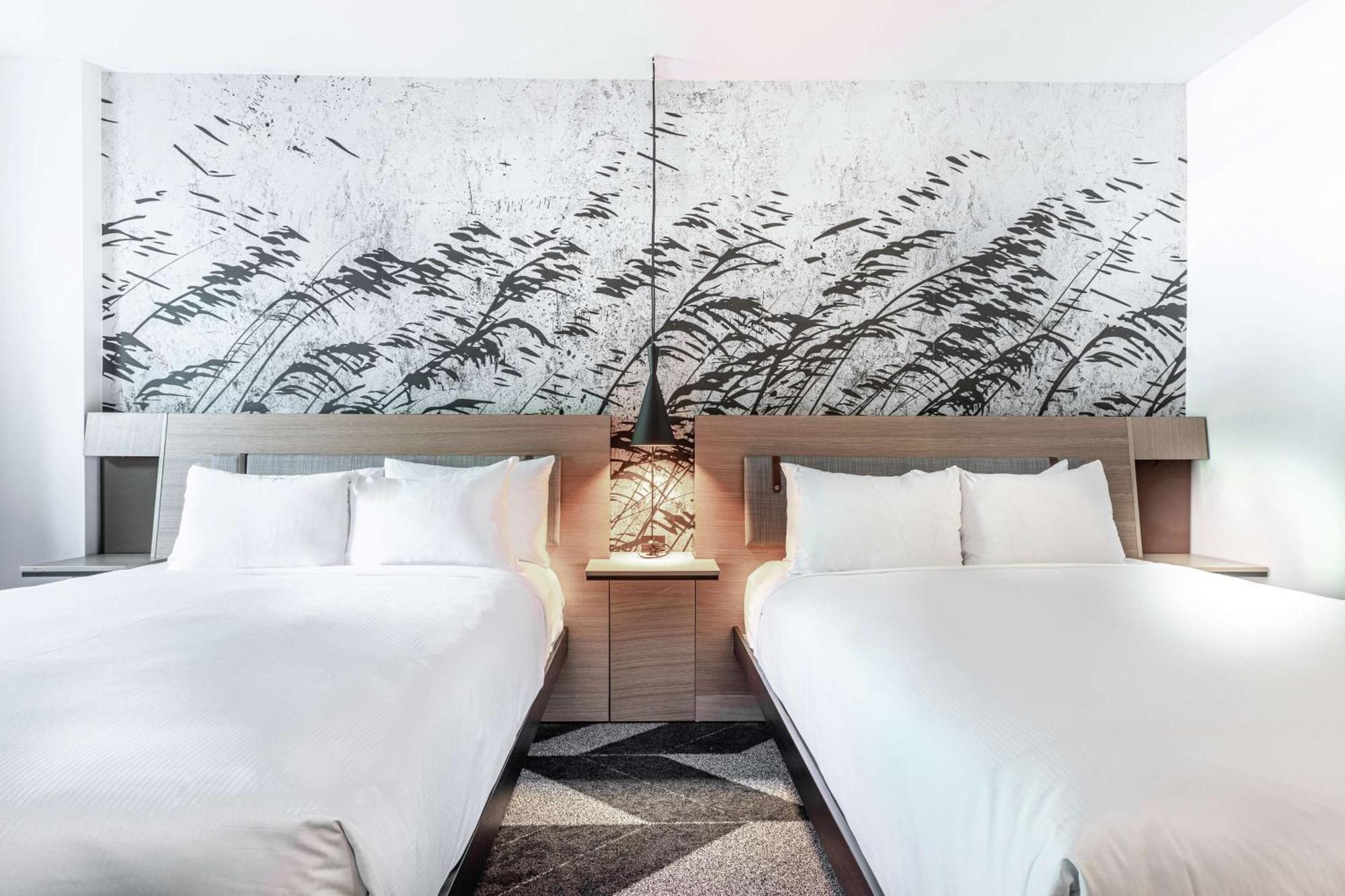 Doubletree By Hilton Quebec Resort Bagian luar foto